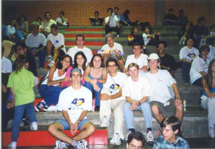 closing_1.jpg (112KB)